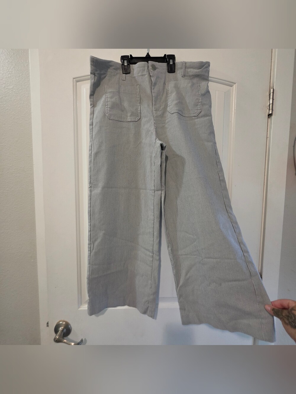 Jules & Leopold Wide-Leg Jeans in Light Gray